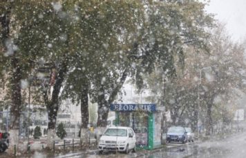 Primii fulgi de zapada Romania