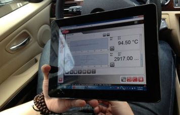 tester auto universal