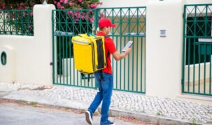 3-motive-pentru-a-trimite-colete-in-pungi