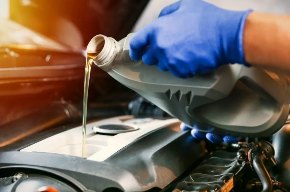 Cât de des trebuie să schimbi uleiul de motor? Răspunsul surprinzător