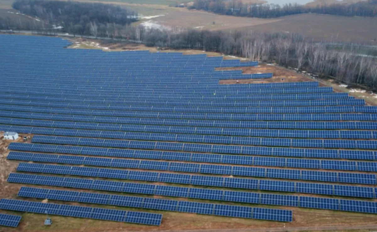 China vizează 12 tehnologii pentru panouri solare, potrivit surselor