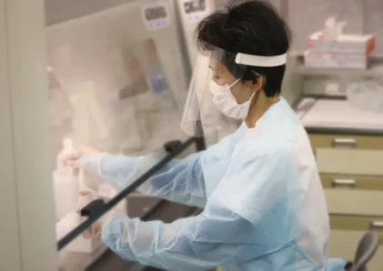 China vrea să preia conducerea OMS cu cineva din echipa răspunsului la pandemia de COVID-19