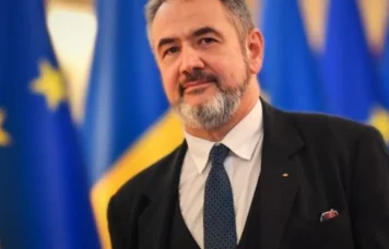 Costreie: Educația se blochează din cauza birocrației