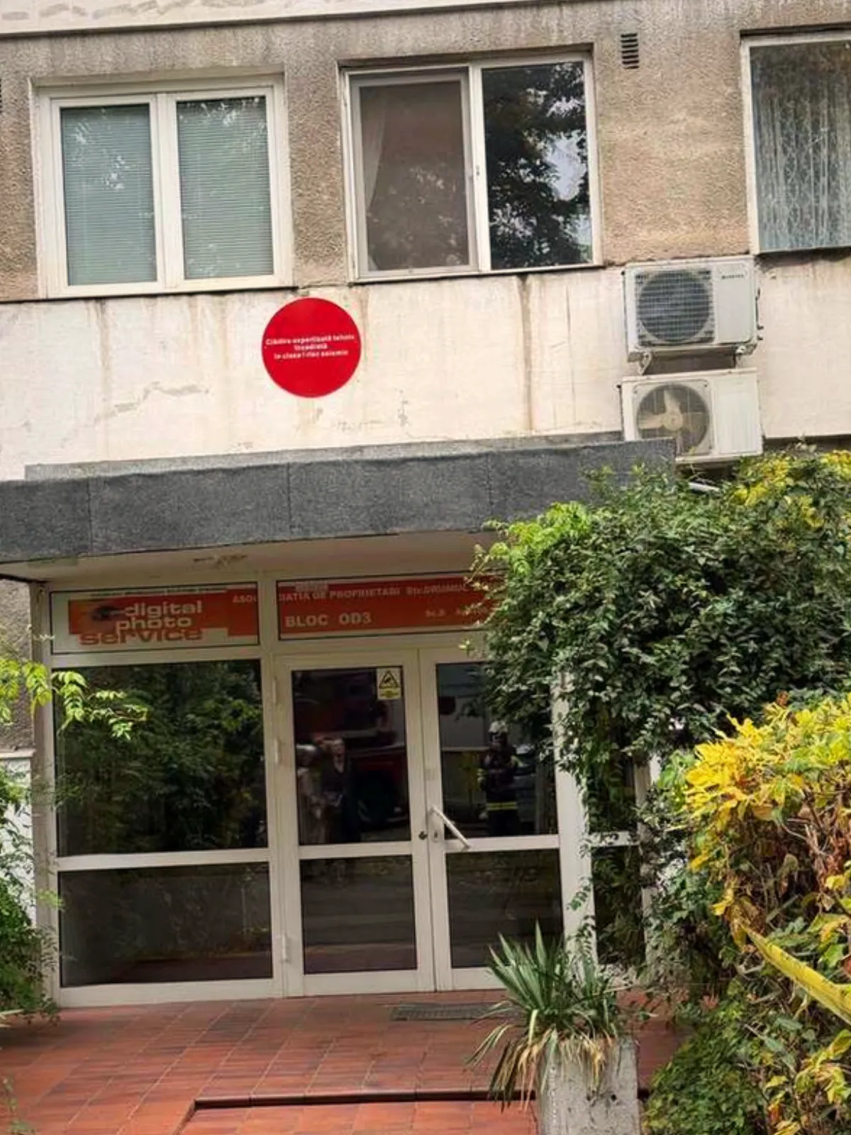 Crăpătura există de 9 ani, iar Primăria a aprobat consolidarea în 2021