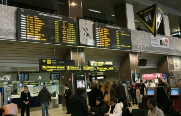Incendiu la aeroport: femeie suspectată, sume de 700.000 de euro dispărute