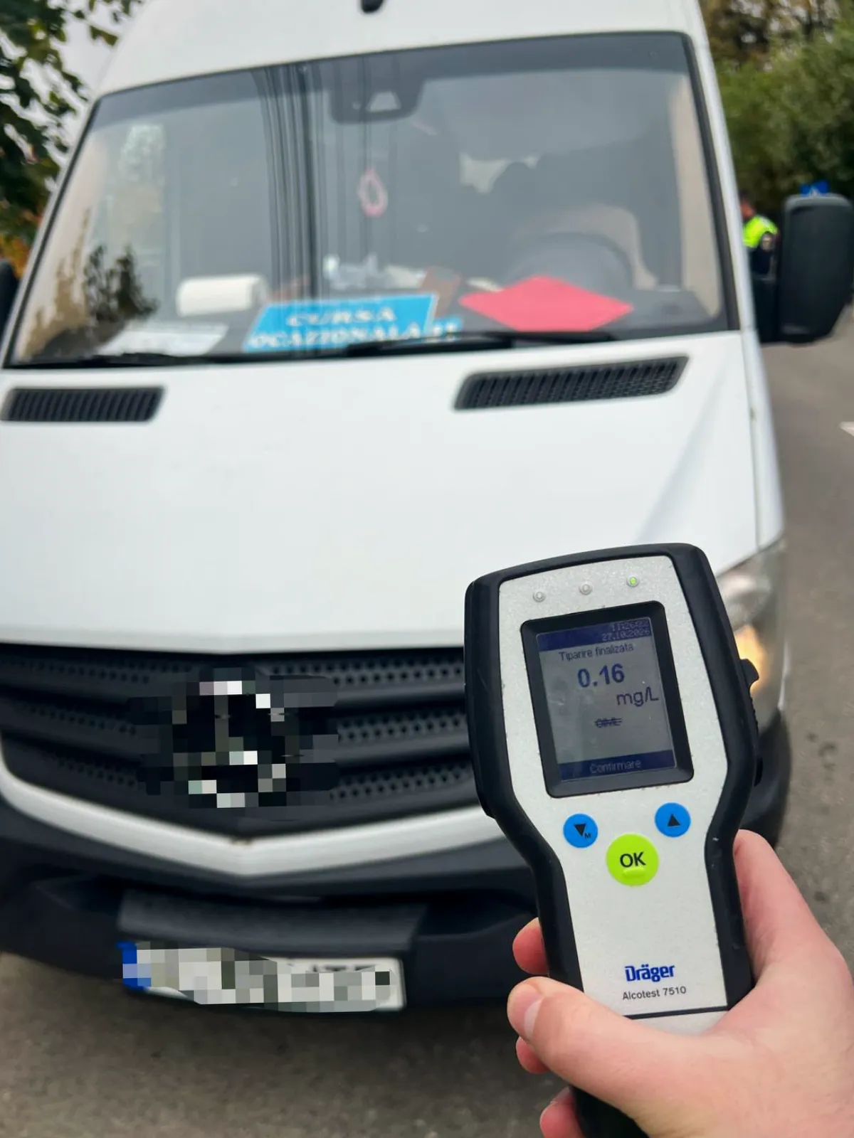 Șoferul microbuzului cu 19 elevi a fost prins băut la volan în Târgu-Neamț